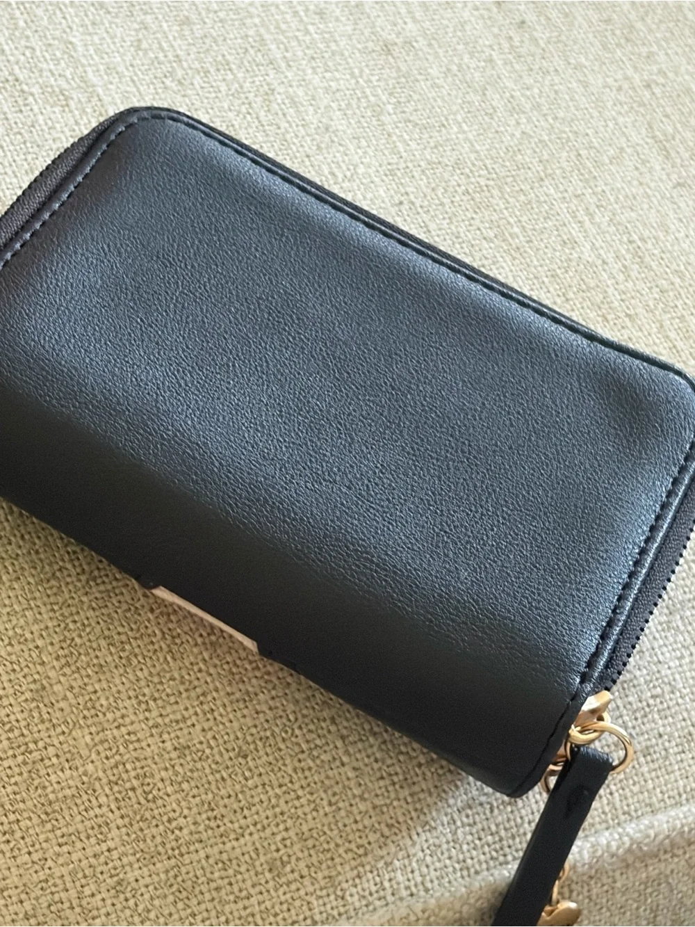 Juicy Couture Pink and Black Two-Tone Zip Card Holder